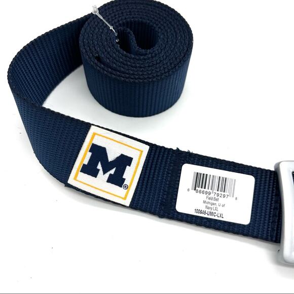 NCAA Michigan collegiate blue field belt Official Gear L/XL NEW - Picture 2 of 10